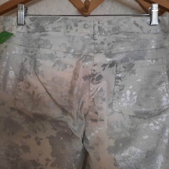 Elliott Lauren White & Silver Floral Print Crop Jeans NWT Sz 14 - Picture 5 of 6